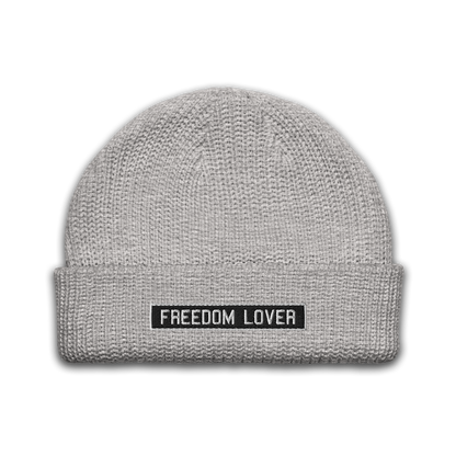 Gorro Freedom Lovers na cor cinza mesclado